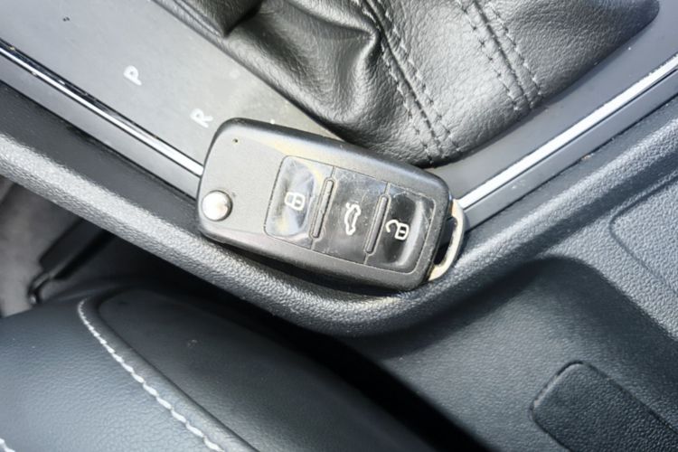 Volkswagen Lavida 2018 #9 Volkswagen Lavida 2018 car image #9