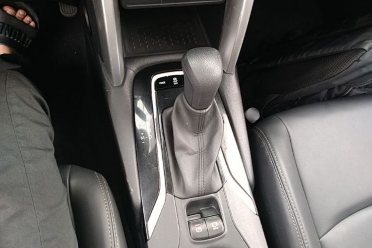Toyota Corolla Cross 2023 car image #14