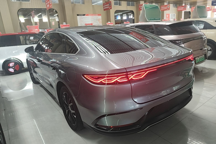 BYD Han 2023 car image #5