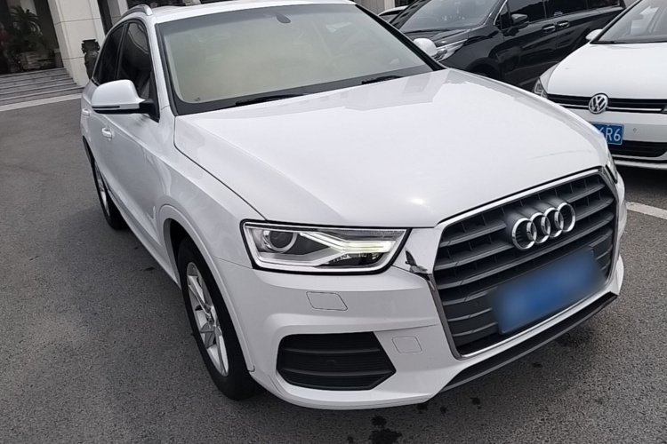 Audi Q3 2017 car image #4