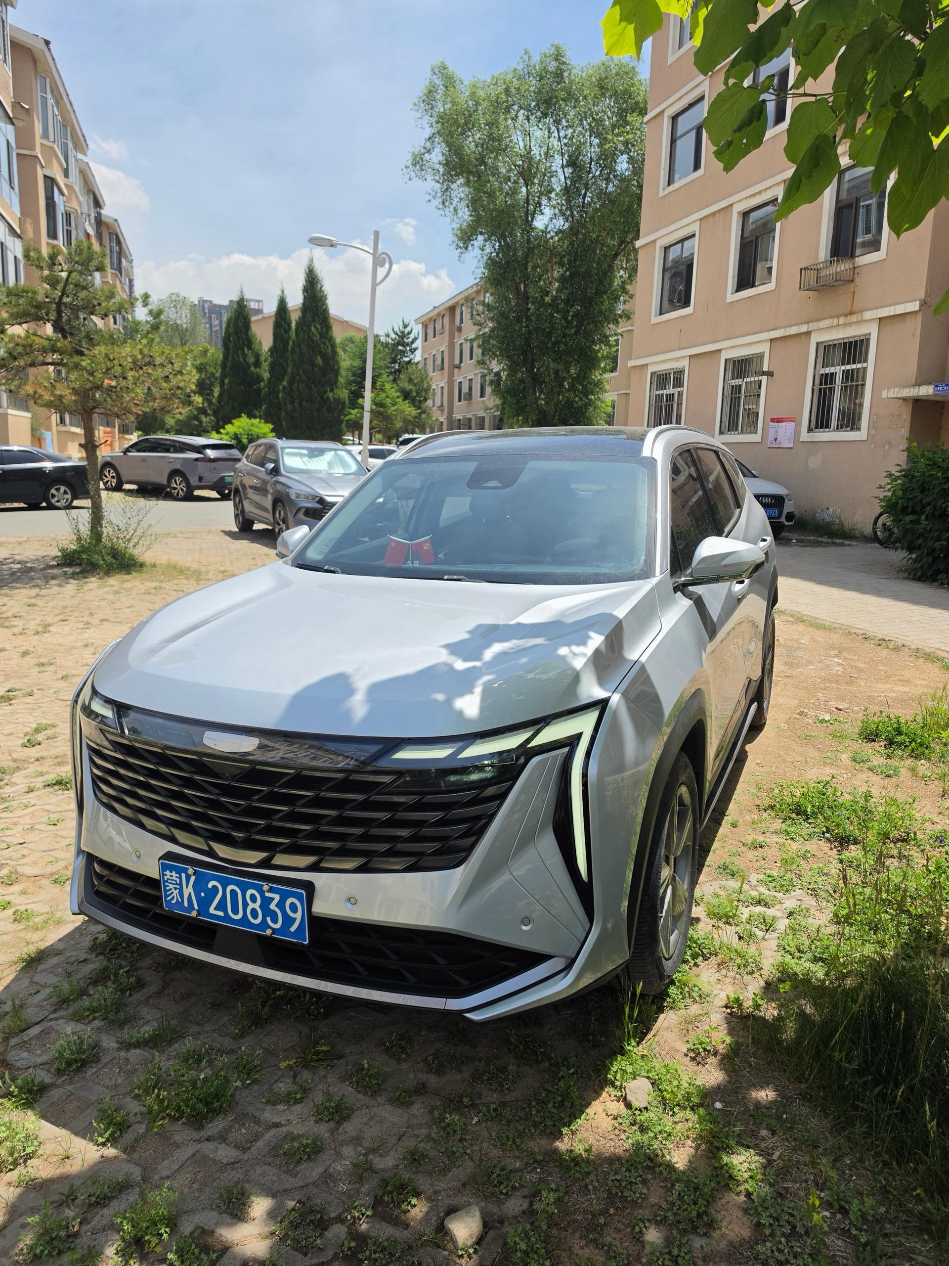 GEELY Boyue L 2023 car image 