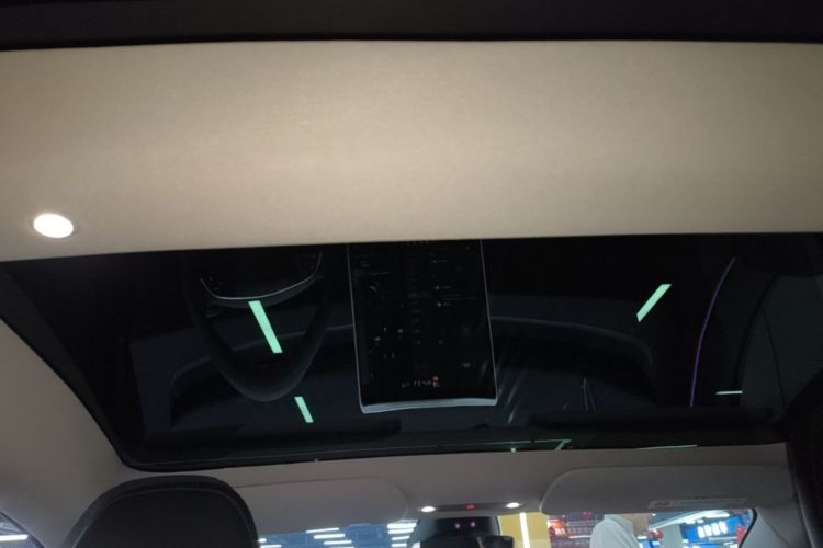 Tesla Model 3 2025 #18 Tesla Model 3 2025 صورة سيارة #18
