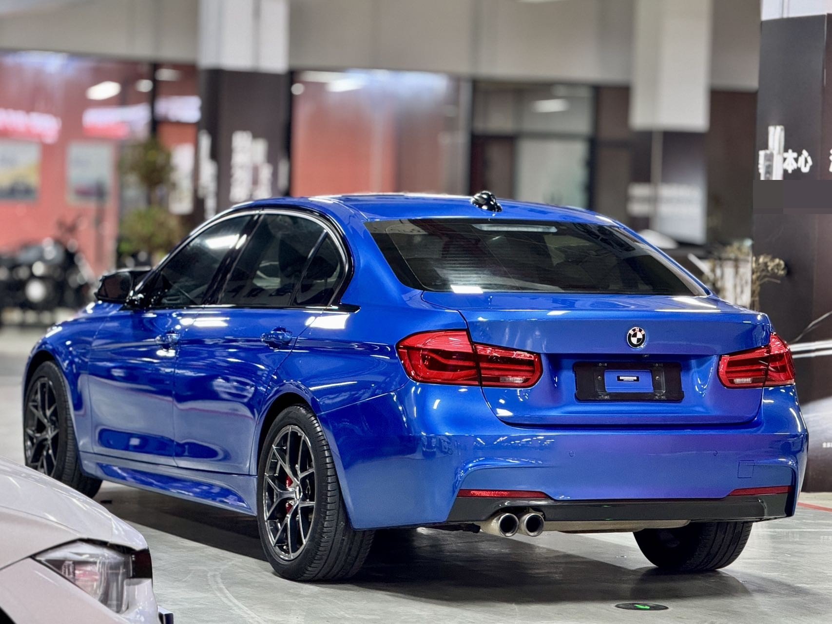 BMW 3 Series 2019 #7 BMW 3 Series 2019 imagem de carro #7