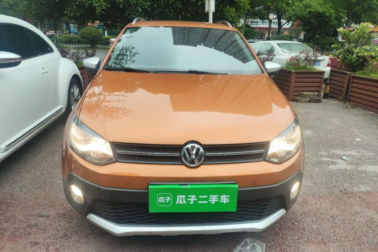 Volkswagen Polo 2019 car image #3