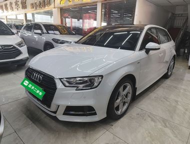 Audi A3 2018 Audi A3 2018 صورة سيارة