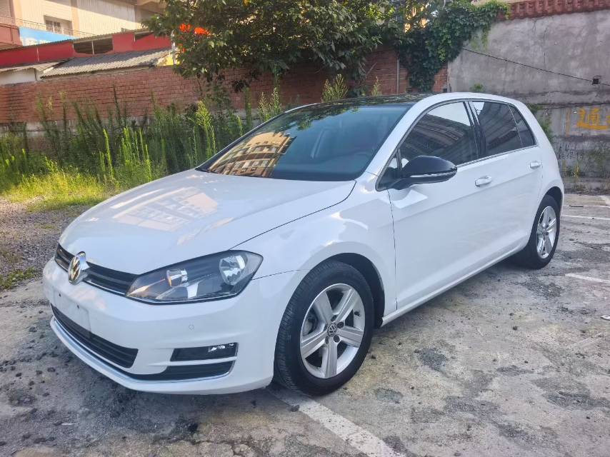 Volkswagen Golf 2017 Volkswagen Golf 2017 car image