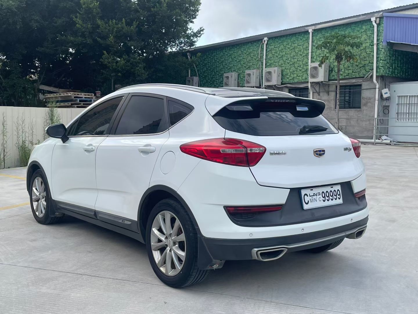 GEELY Emgrand GS 2018 car image #7
