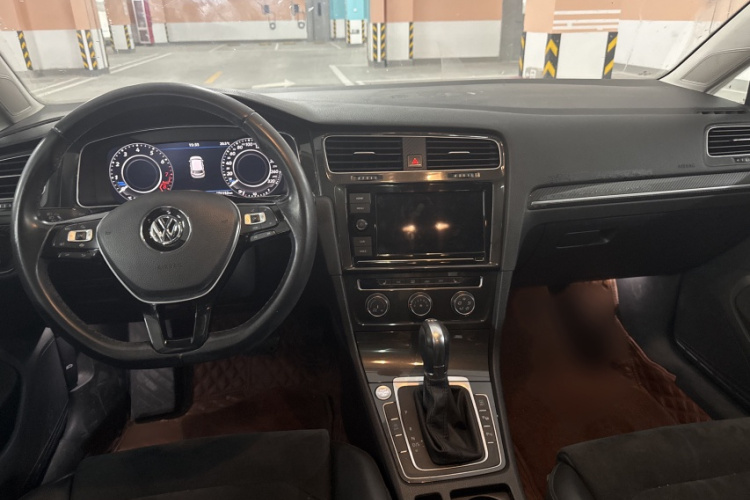 Volkswagen Golf 2019 #14 Volkswagen Golf 2019 car image #14