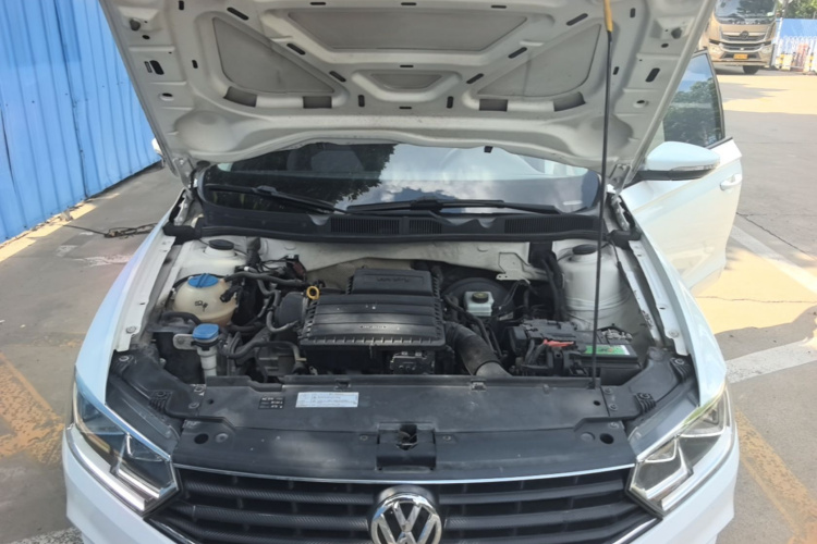 Volkswagen Bora 2017 #20 Volkswagen Bora 2017 car image #20