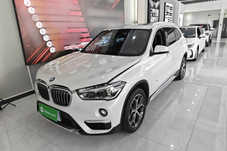 BMW X1 2018 #2 BMW X1 2018 car image #2