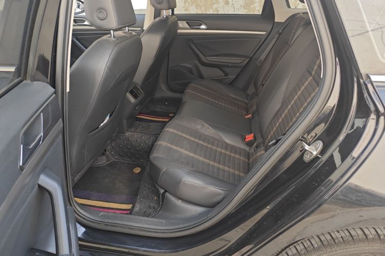 Volkswagen Lavida 2019 car image #17