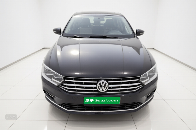 Volkswagen Bora 2017 car image #3
