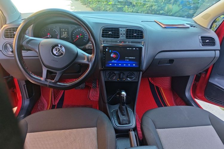 Volkswagen Polo 2019 car image #10
