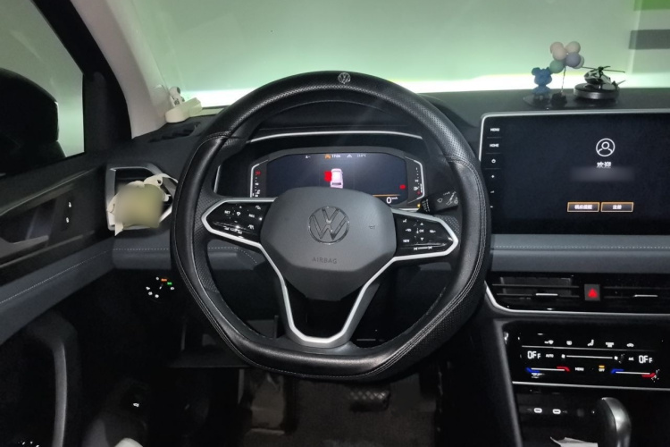 Volkswagen Tharu 2023 #15 Volkswagen Tharu 2023 immagine di auto #15