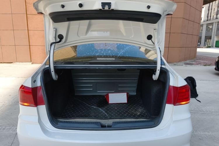 Volkswagen Santana 2021 car image #19