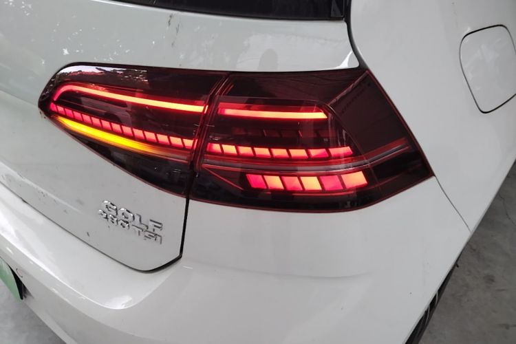 Volkswagen Golf 2019 #8 Volkswagen Golf 2019 car image #8
