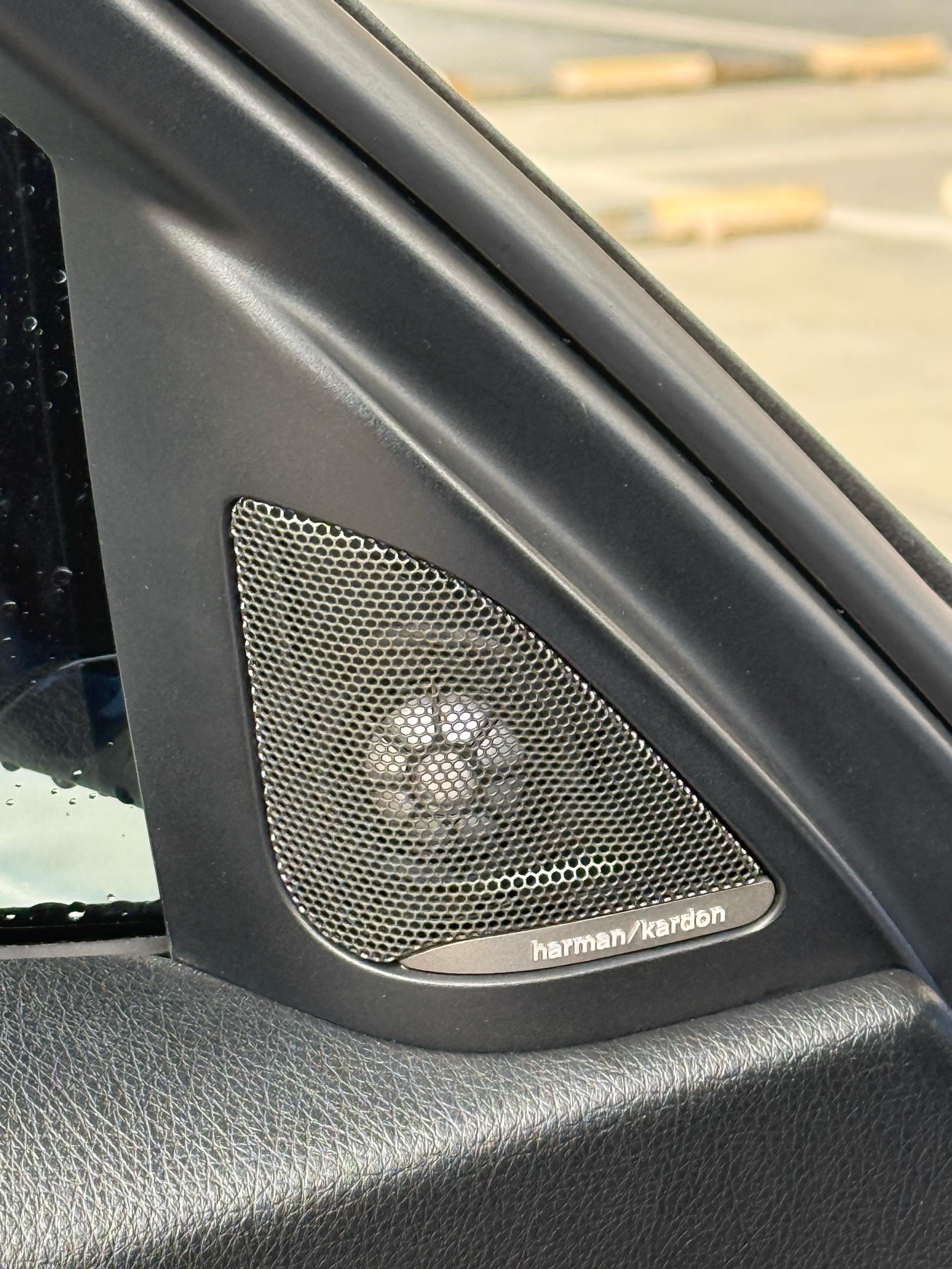 BMW 3 Series 2017 car image #9