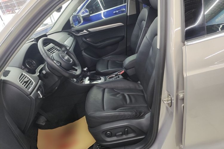 Audi Q3 2016 #15 Audi Q3 2016 car image #15