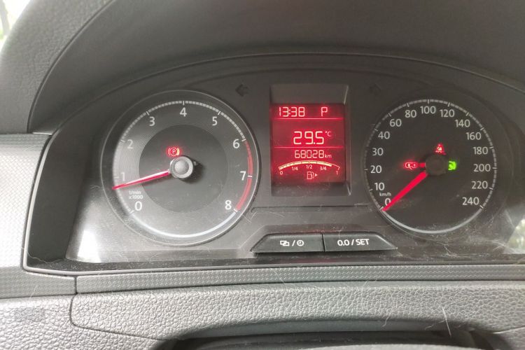 Volkswagen Santana 2018 car image #14
