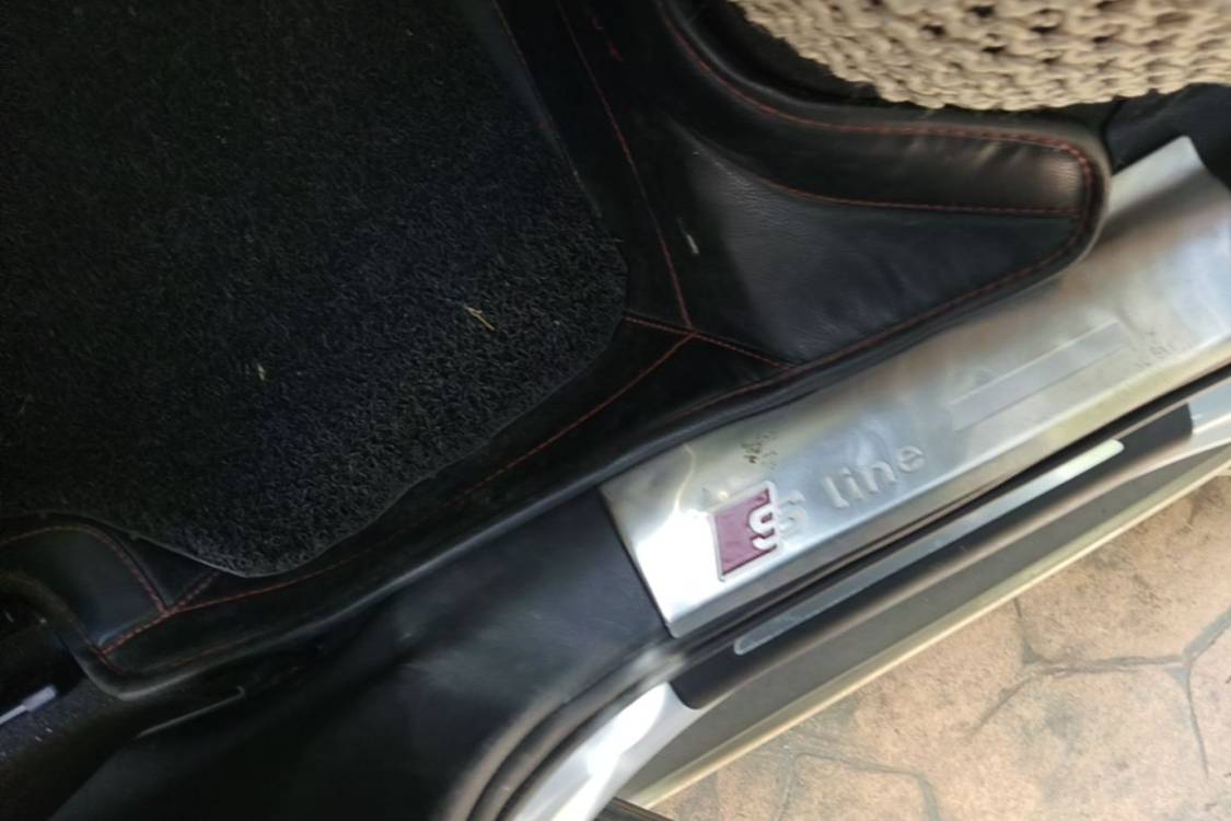 Audi Q3 2013 car image #30