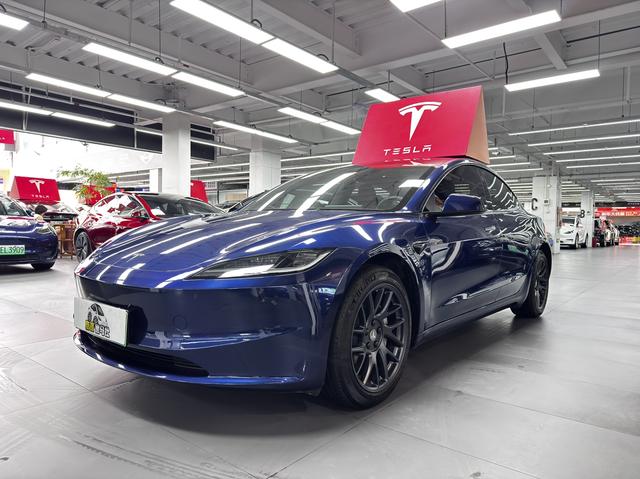 Tesla Model 3 2024 #13 Tesla Model 3 2024 car image #13