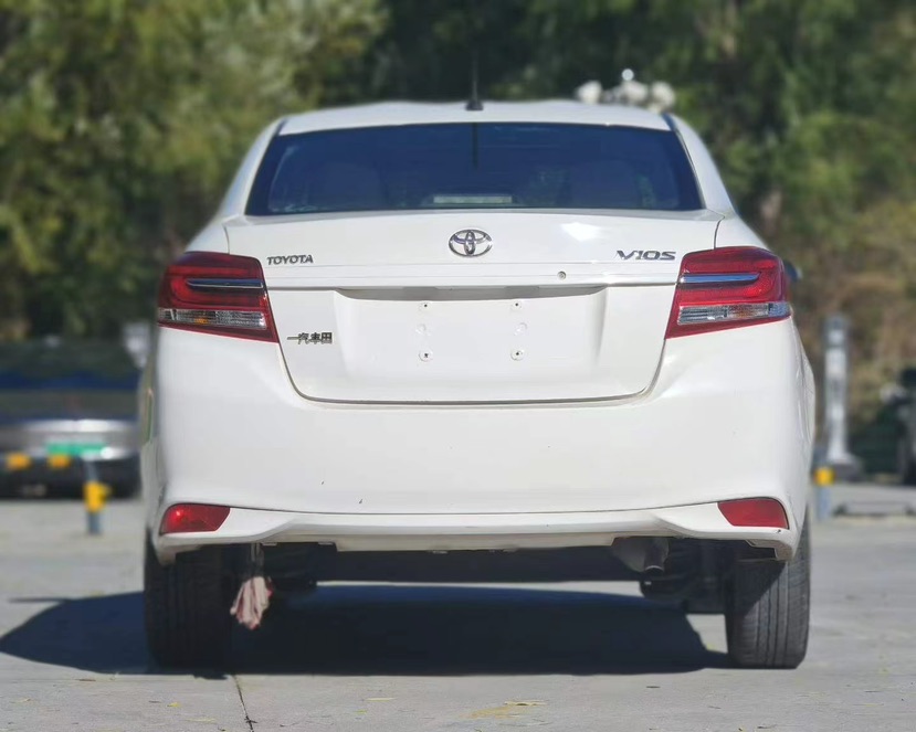Toyota Vios 2018 immagine di auto #8