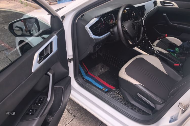 Volkswagen Polo 2022 car image #18