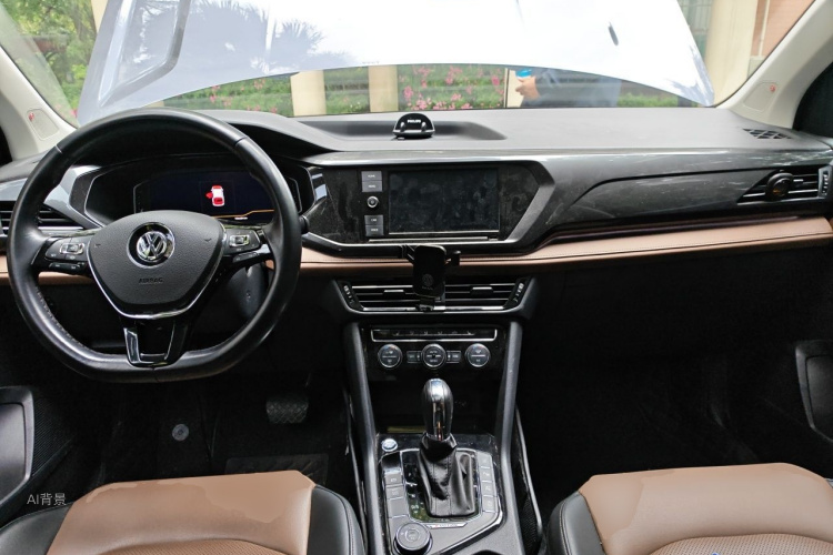 Volkswagen Tharu 2018 #11 Volkswagen Tharu 2018 image de voiture #11