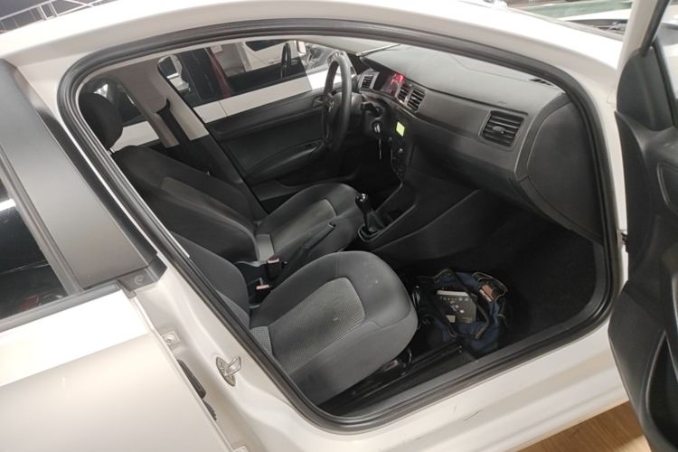 Volkswagen Santana 2022 car image #24