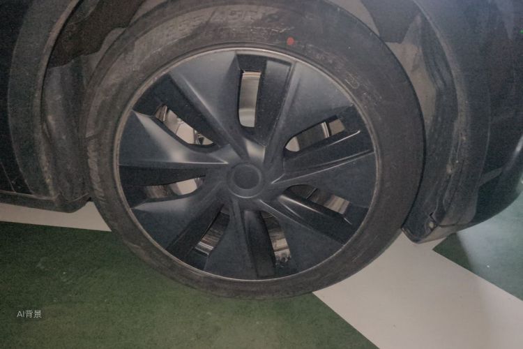 Tesla Model Y 2024 #9 Tesla Model Y 2024 car image #9