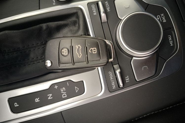 Audi A3 2018 #9 Audi A3 2018 car image #9