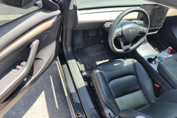 Tesla Model 3 2021 #16 Tesla Model 3 2021 car image #16