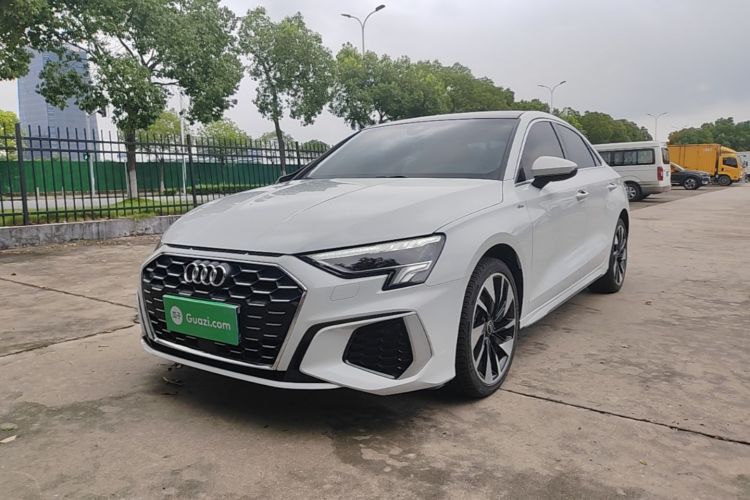 Audi A3 2023 car image #2