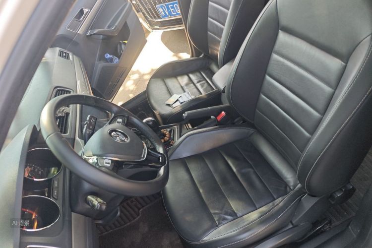 Volkswagen Lavida 2018 car image #17