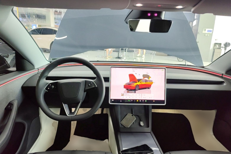 Tesla Model 3 2025 #11 Tesla Model 3 2025 car image #11