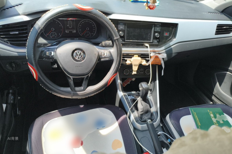 Volkswagen Polo 2019 car image #11