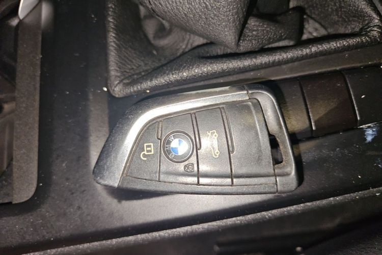 BMW X1 2019 #9 BMW X1 2019 car image #9