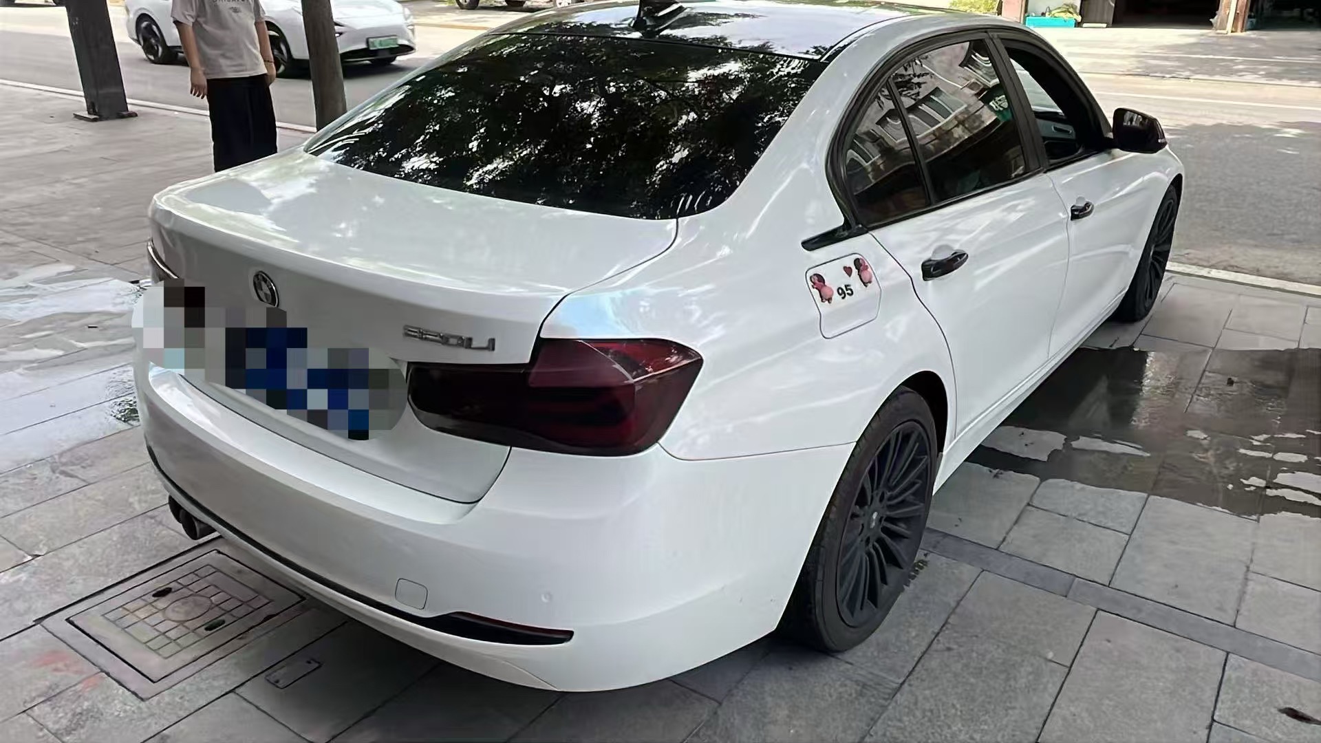 BMW 3 Series 2018 #2 BMW 3 Series 2018 car image #2