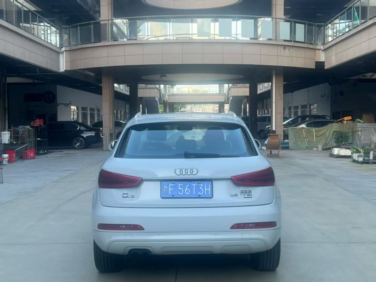 Audi Q3 2016 #9 Audi Q3 2016 car image #9