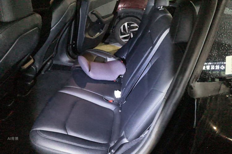 Tesla Model Y 2022 car image #19