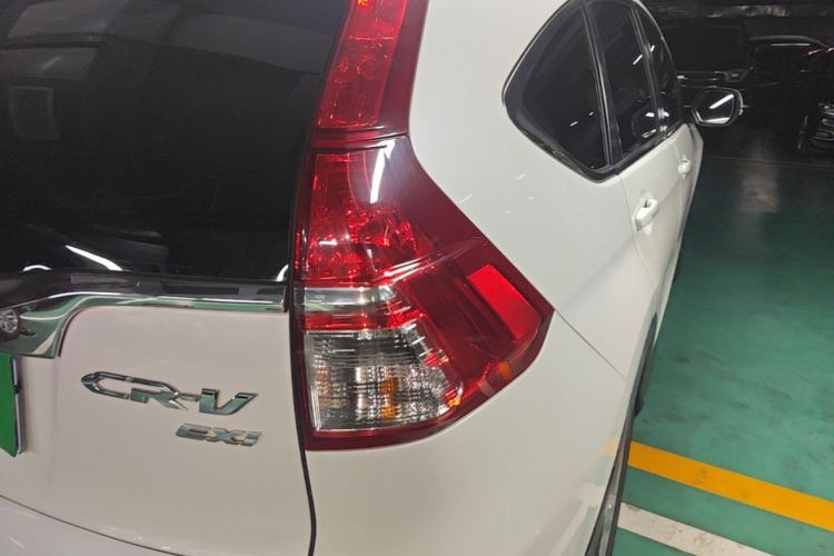 Honda CR-V 2015 #8 Honda CR-V 2015 car image #8