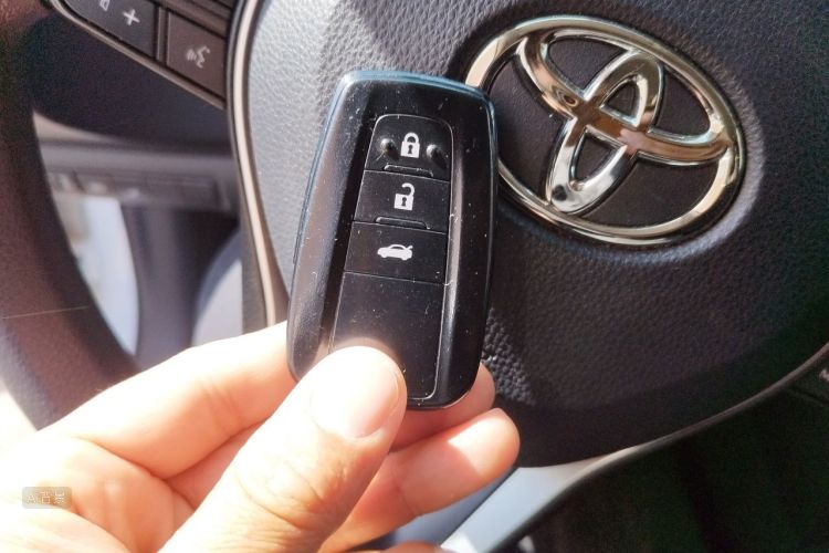 Toyota Corolla 2022 car image #10