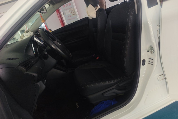 Toyota Vios 2017 imagen de coche #15