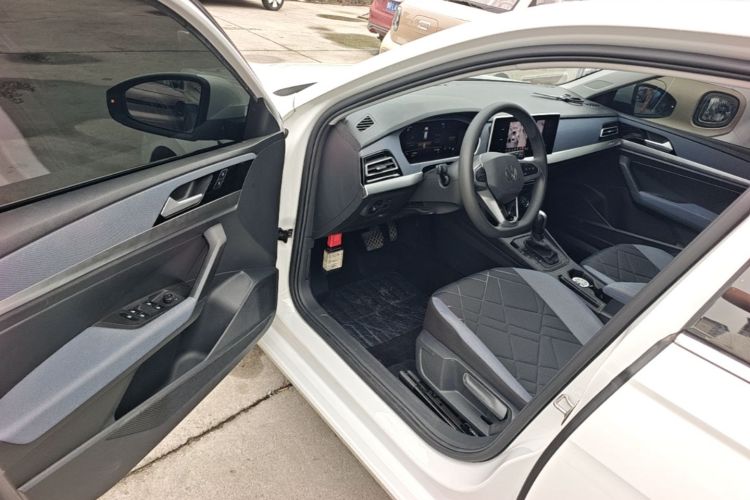 Volkswagen Lavida 2023 car image #12
