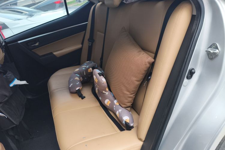 Toyota Corolla 2019 immagine di auto #14