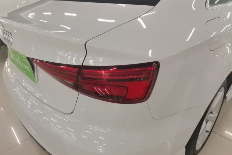 Audi A3 2017 car image #8