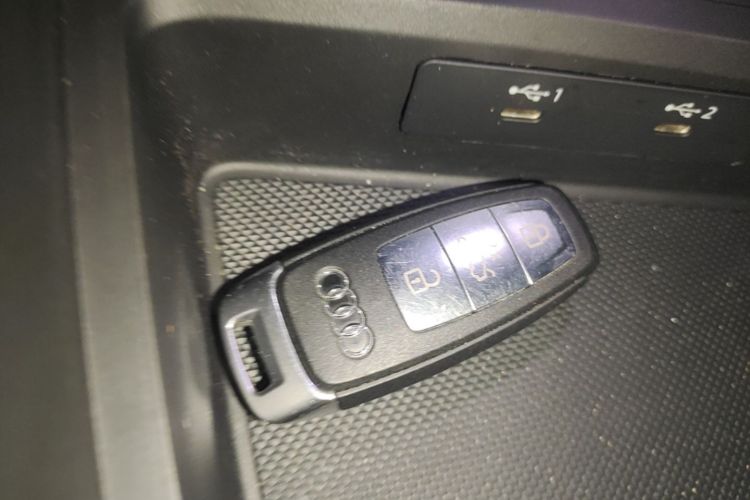 Audi A3 2024 immagine di auto #9