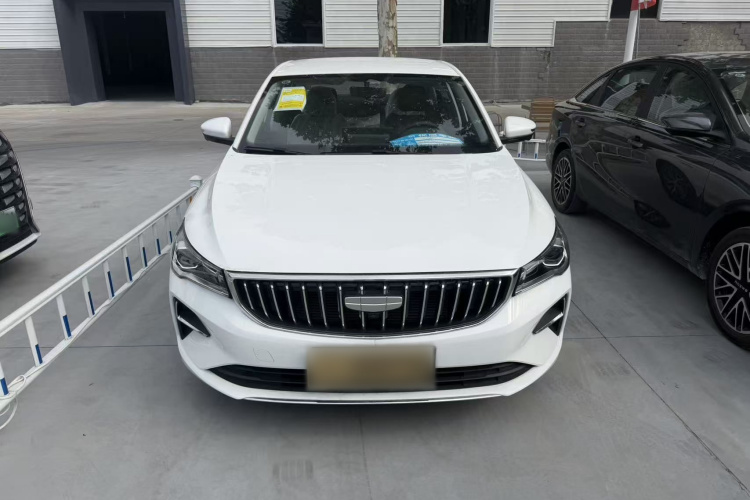 GEELY Emgrand 2025 car image #3