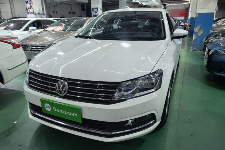 Volkswagen Lavida 2018 car image #2