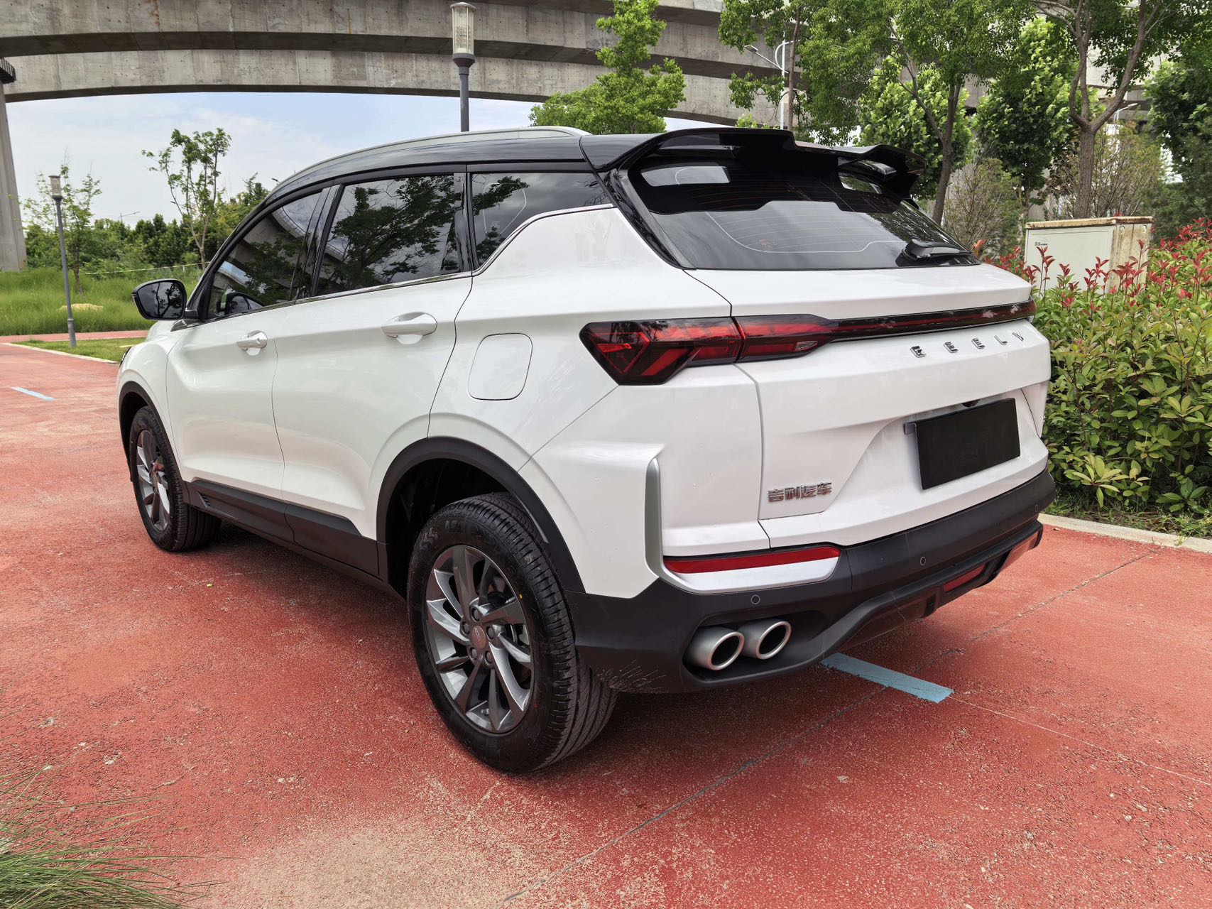 GEELY Coolray 2025 car image #7